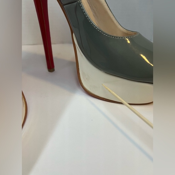 Christian Louboutin Tricolor patent Leather Lady peep toe Plataform sandals - Picture 4 of 12